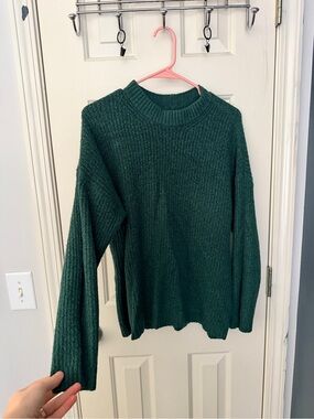 American Eagle Outfitters Forest Green Crewneck Sweater
